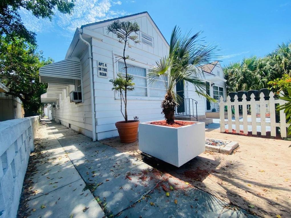 Steps To Beach & Downtown! Spacious Beach Bungalow #2 Lake Worth Beach Kültér fotó
